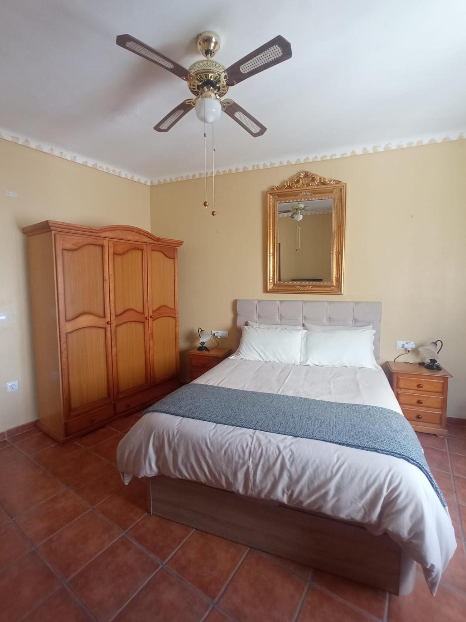 Hostal R-Conecta Cuevas De San Marcos Luaran gambar