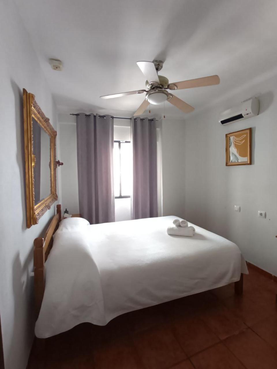 Hostal R-Conecta Cuevas De San Marcos Luaran gambar